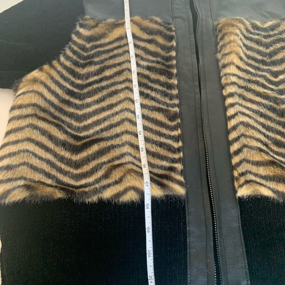 Vintage Faux fur, genuine leather and chenille shacket - Picture 7 of 8